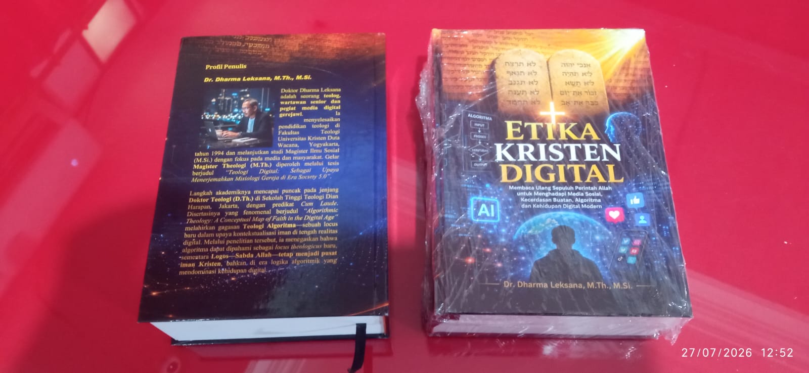 Etika Kristen Digital: "Membaca Ulang Sepuluh Perintah Allah untuk Menghadapi Media Sosial, Kecerdasan Buatan, Algoritma dan Kehidupan Digital Modern" 4 Etika Kristen Digital: "Membaca Ulang Sepuluh Perintah Allah untuk Menghadapi Media Sosial, Kecerdasan Buatan, Algoritma dan Kehidupan Digital Modern" - Gambar 4